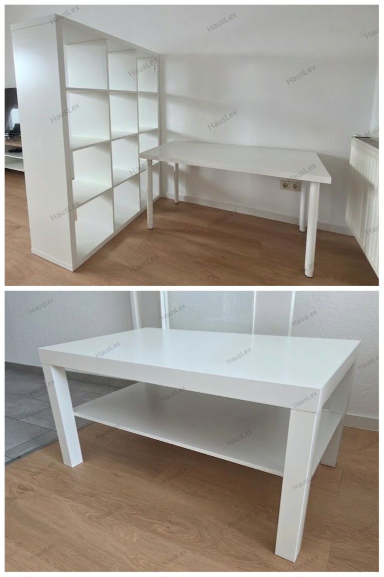 Regal mit Tisch und separater Couchtisch. Weißes Regal mit integriertem Tisch sowie separater Couchtisch sauber aufgebaut.